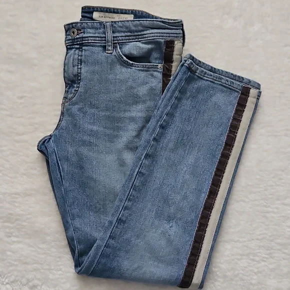 Anthropolgie Pilcro And The Letterpress Slim Boyfriend Distressed Jeans Blue 27 - Picture 7 of 12